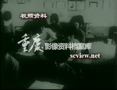 抗战时期学生上课历史画面