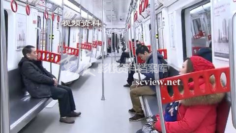 一号线列车内景